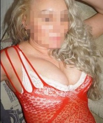 Невероятные ощущения и истинное блаженство - вот что я могу предложить тебе. Со мной ты сможешь погрузиться в мир наслаждений и раскрыть все свои желания и фантазии. Я открыта для новых экспериментов и готова исполнить твои самые сокровенные мечты. Я умею разнообразить нашу интимную встречу, подарить незабываемые моменты наслаждения и расслабления. Мои нежные прикосновения и страстные поцелуи сведут тебя с ума, а мой опыт и горячая фантазия обеспечат незабываемый опыт. Позволь себе настоящую страсть и раздели со мной восхитительные мгновения. Фото и отзывы - настоящие, ты можешь убедиться в этом сам. Сайт заказа времени тебя решает. Жду тебя, чтобы доставить тебе незабываемое удовольствие! 💋 11468, 41 год