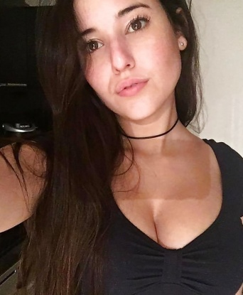 💃 Живу в самом сердце Москвы, поэтому наши встречи будут комфортными и незабываемыми. В моих объятиях ты прочувствуешь настоящую женскую энергетику и забудешь о реальности.
🌹 Мои услуги предлагают интимные наслаждения, полные страсти и сексуальной раскрепощенности. Я всегда готова исполнить твои мечты и фантазии, чтобы доставить тебе истинное блаженство.
📸 Фото, размещенные здесь, говорят сами за себя - я воплощение прекрасной и соблазнительной девушки, и ты можешь стать ее центральным героем.
💋 Уверяю, результатом нашей встречи будет полное удовлетворение и восхищение, о чем свидетельствуют отзывы моих довольных клиентов.
🔥 Возможности безграничны, они зависят только от нас. Дай мне шанс познакомить тебя со своими умениями и сексуальной магией - и ты не пожалеешь! Обещаю, что наша встреча будет незабываемой! 14779, 25 лет